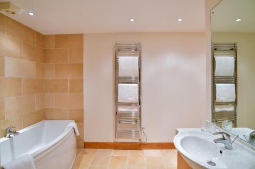 Apartamentos Just Stay Wales - Meridian Quay Penthouses