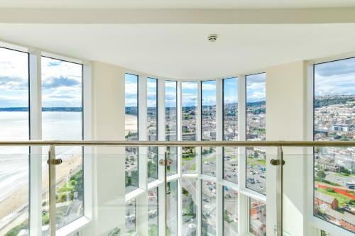 Apartamentos Just Stay Wales - Meridian Quay Penthouses