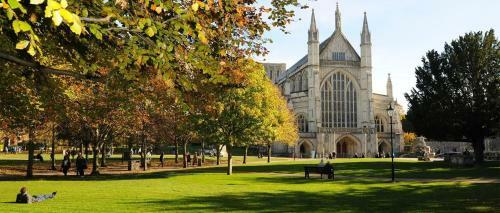 Executive 1 Bed Apartment In Winchester Hampshire