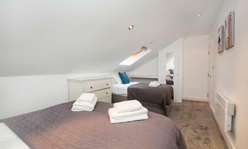 Saxon House Apartments