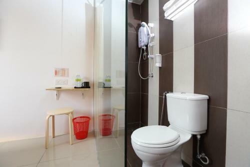 1 Hotel Taman Connaught