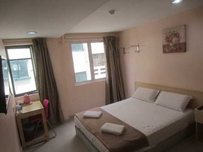 First And New Star Hotel