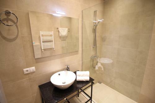 Shartava Deluxe Apartment
