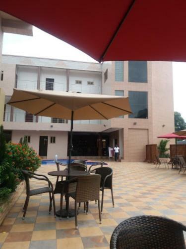 Hostal Room In Apartment - Tomreik Hotel Accra