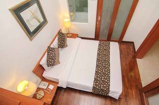 Peninsula Residence All Suite Hotel