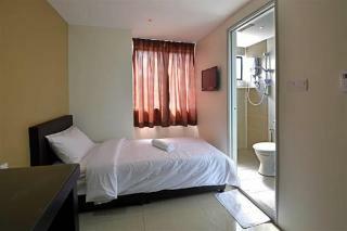 Swiss Cottage Hotel