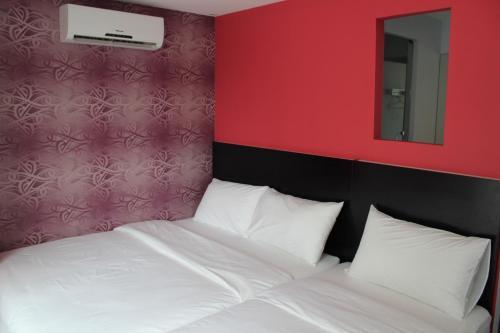 Eiffel Hotel Kelana Jaya