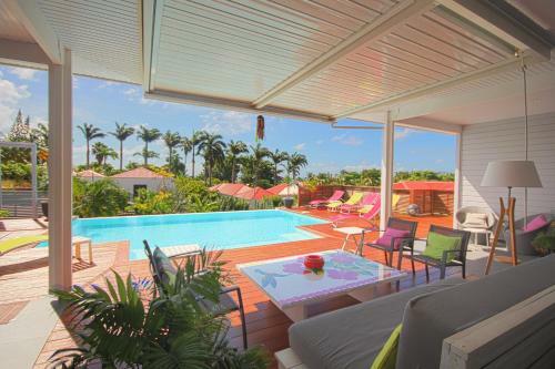 Villa With Private Pool Sf69