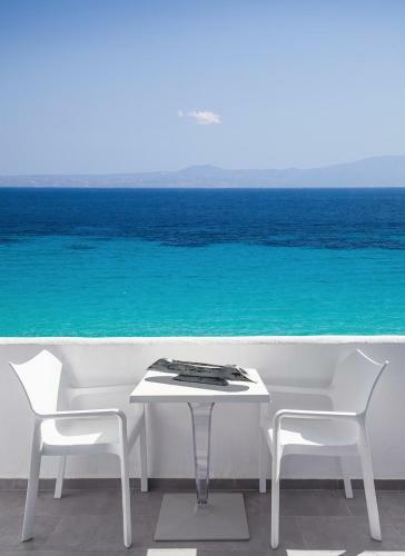 Apartamento White Suites Resort