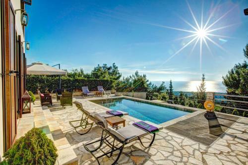Agrilias Villa Sleeps 6 Pool Air Con Wifi
