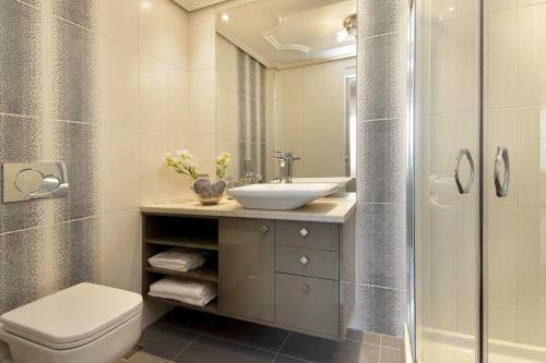 Black Diamond Luxury Villa Anavyssos In Athens