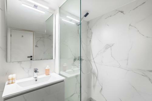 Stylish Formionos Apartment
