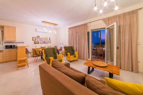 Estella Villa With Pool, Children Area, Bbq & Magnificent Views!