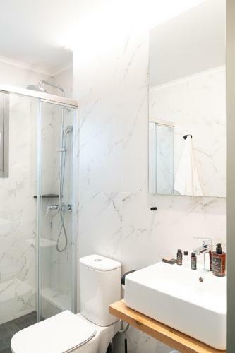 Chroma Fashion Rooms & Apartments