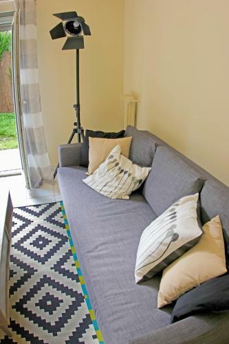 Stylish City Center Garden Apartment