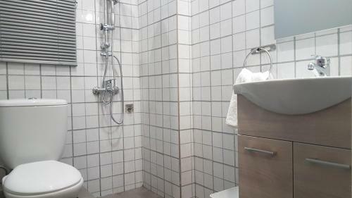 Palette Apartment Champagne - Athens Center, 6 Bd, 3 Bath