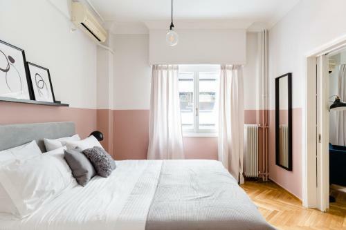 Acropolis Heart 2bd Apartment In Plaka By Upstreet