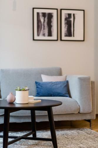 Acropolis Heart 2bd Apartment In Plaka By Upstreet