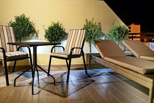 Apartment Apollo & Apartment Artemis In Central Athens