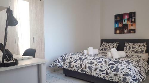Palette Apartment Alice Blue - Athens Center, 3 Bd, 2 Bath