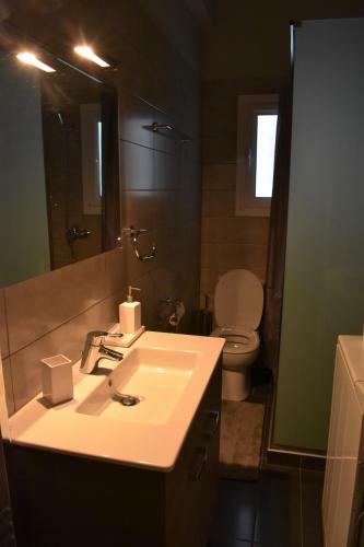 Chic Central Apartment In Evangelismos Metro Station