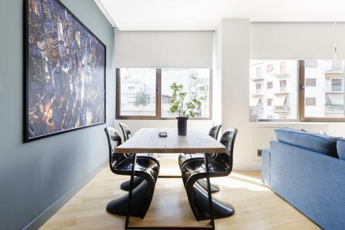 Spacious 2bd Apartment Near Acropolis Museum By Upstreet