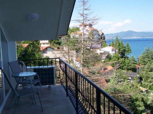 Villa Eros Apartments 2