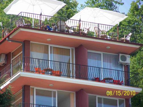 Villa Eros Apartments 2