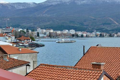 Eke Irin Apartments
