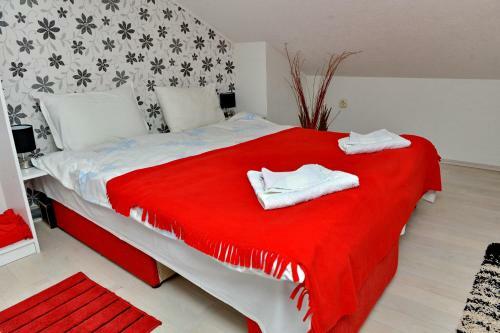 Eke Irin Apartments