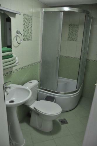 Hostal Nasteski Guest Rooms