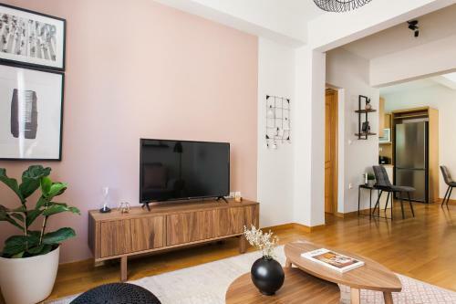 Delightful 1bd Apartment In Plaka By Upstreet