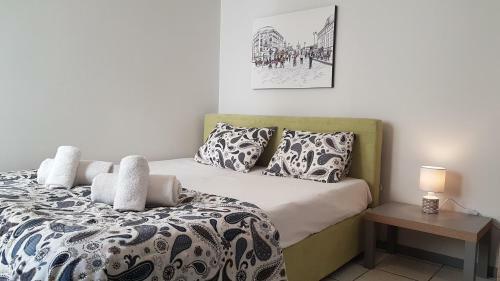 Palette Apartment Carmine - Athens Center, 6 Bd, 3 Bath