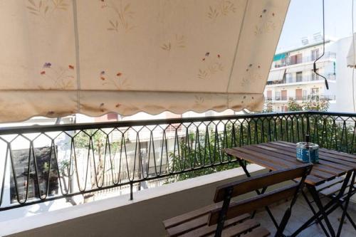 Cozy 2 Bedroom Apartment Near Acropolis (Thissio)