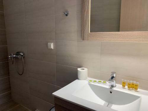 Downtown Adorable Apartment With Lycabettus View