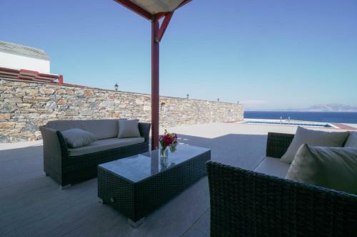 Anefanti Villas