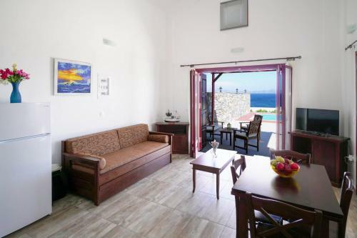 Anefanti Villas
