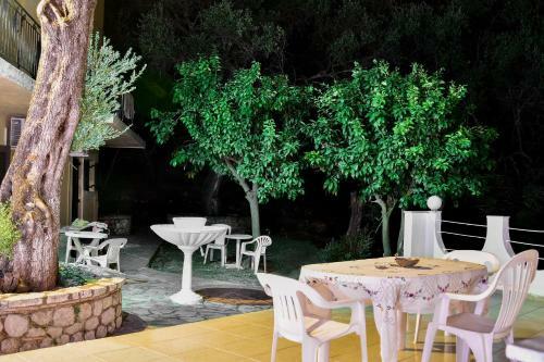 Hostal Room In Apartment - Corfu Room Apartments