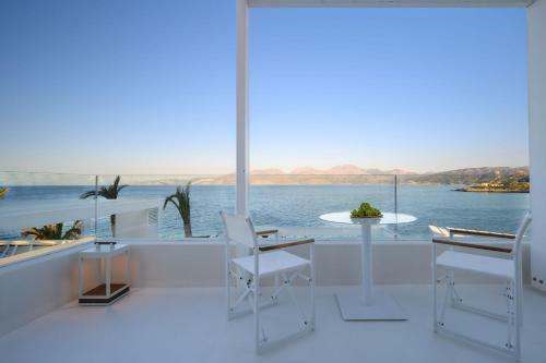 Hotel The Island Concept