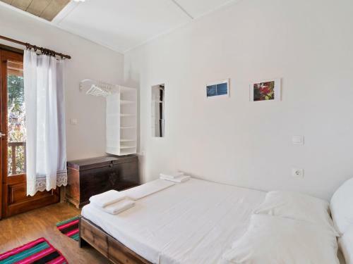 Cosy Apartment In Agios Nikolaos With Garden