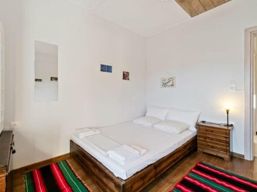 Cosy Apartment In Agios Nikolaos With Garden