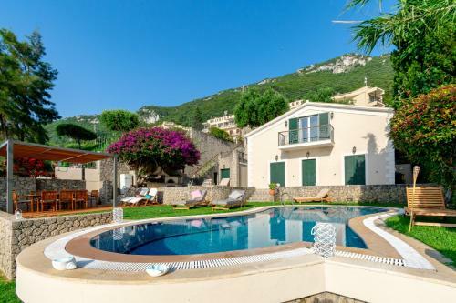Villa Benele , Corfu