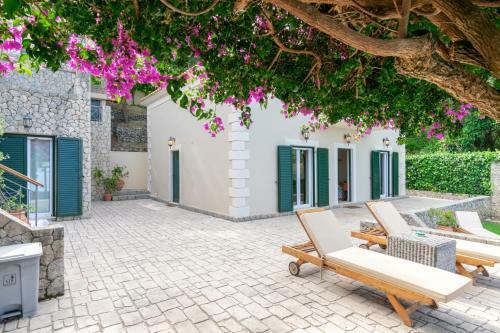 Villa Benele , Corfu
