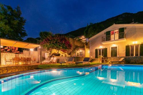 Villa Benele , Corfu