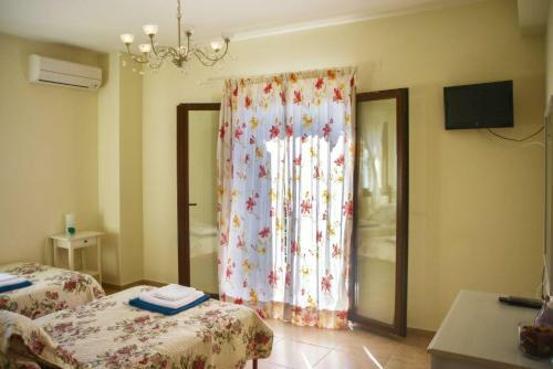 Ahai Paxos Villa