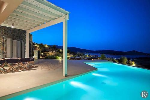 Ellinika Villa Sleeps 12 Pool Air Con Wifi