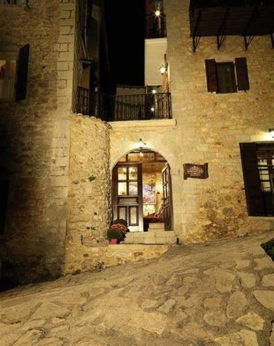 Hostal Hotel Archontiko Dimitsana