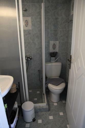 Hostal Fiera Guesthouse