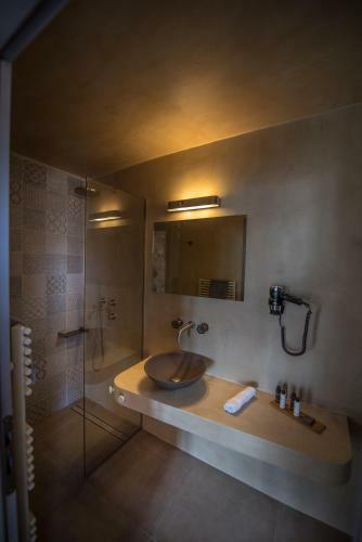 Ippola Boutique Hotel