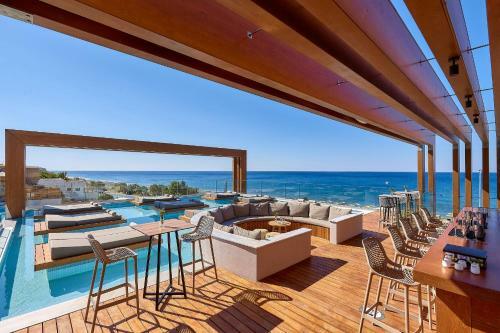 Hotel Enorme Santanna Beach